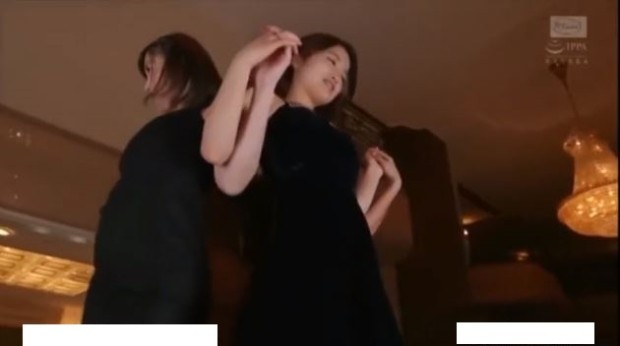 uika hoshikawa, mio konishi and asahi mizuno in answer #1147033