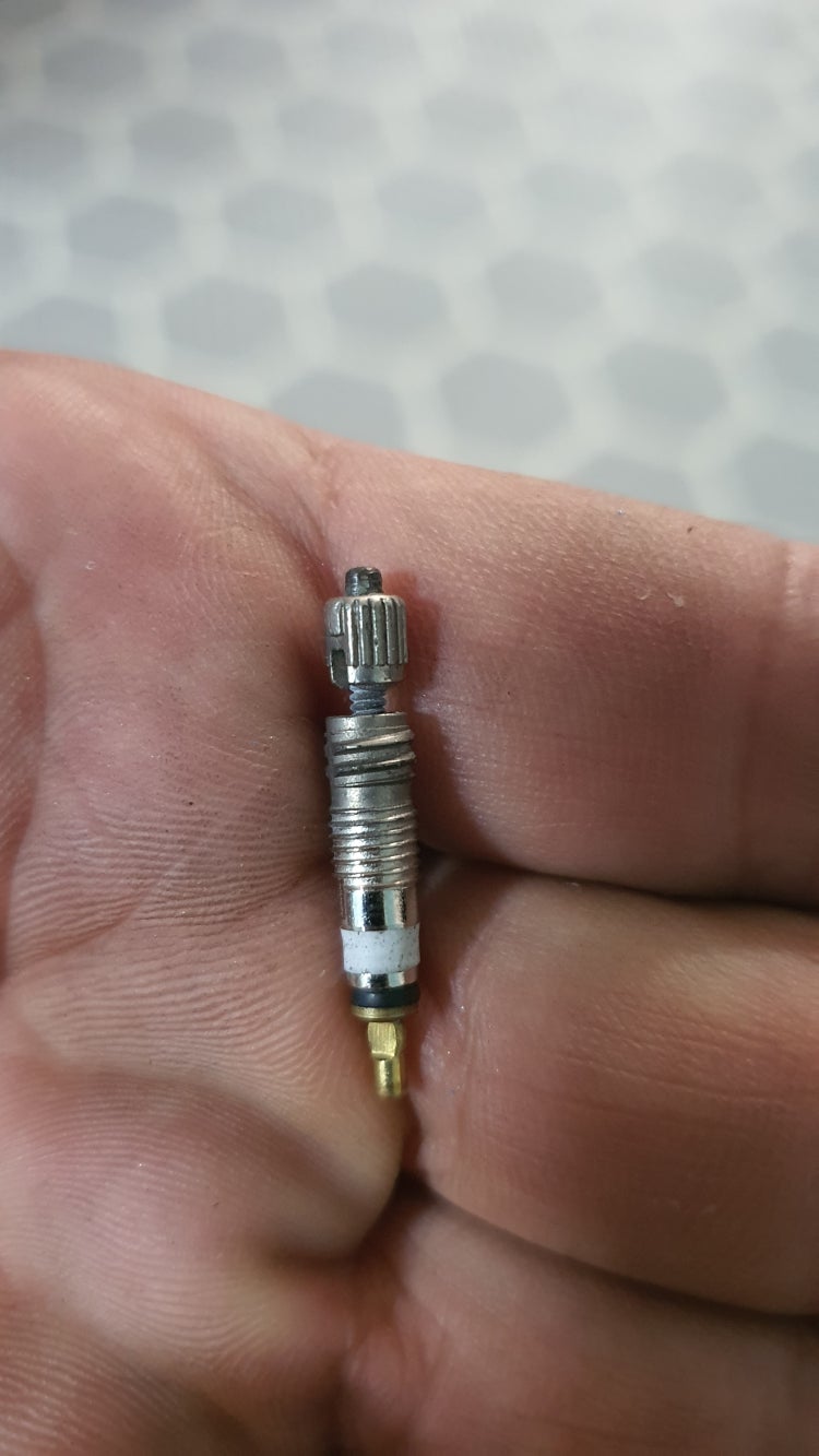 자전거 바퀴 바람 넣는 기