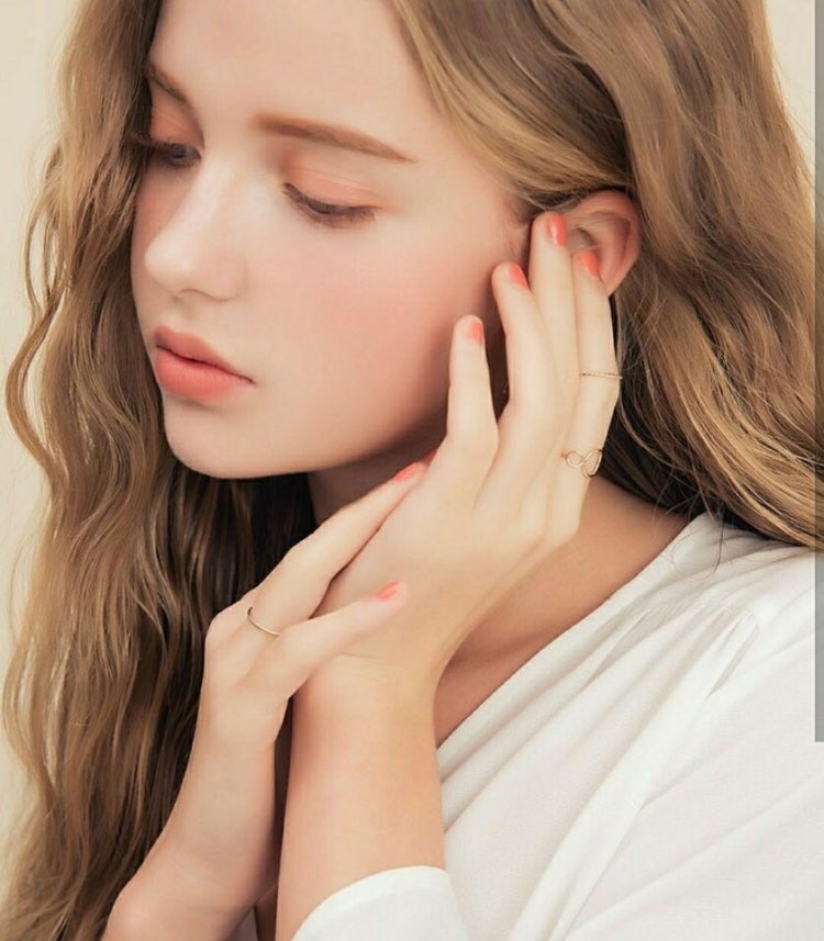 외국 여자 모델 이름 : 지식In