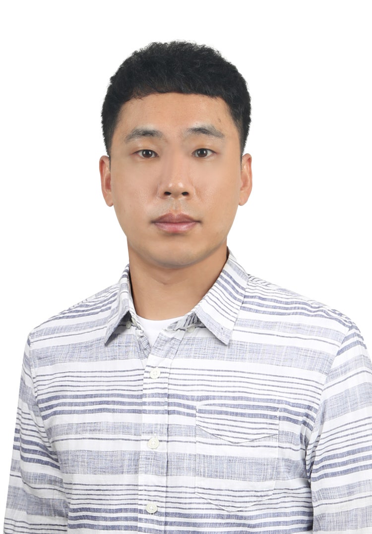 증명사진 안경 지워주실 분(내공 100) 비자 발급용으로 사진 찍었는데 안경 벗고 찍어야 된다고 합니다.ㅠ안경 지워주시면