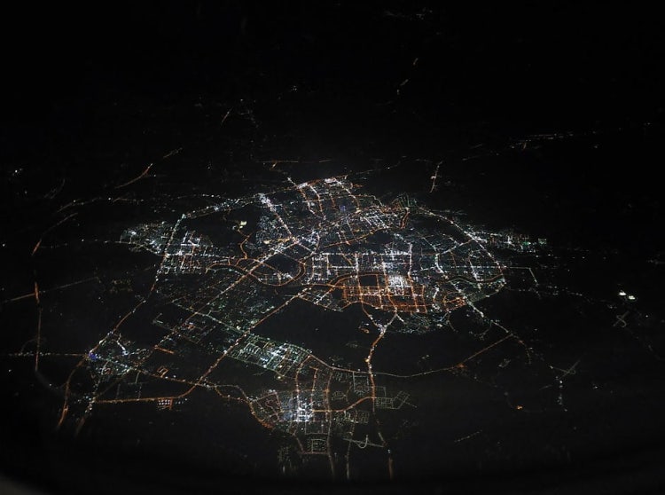 질문
				
				

				
				
					
					
					
						항공사진 위치